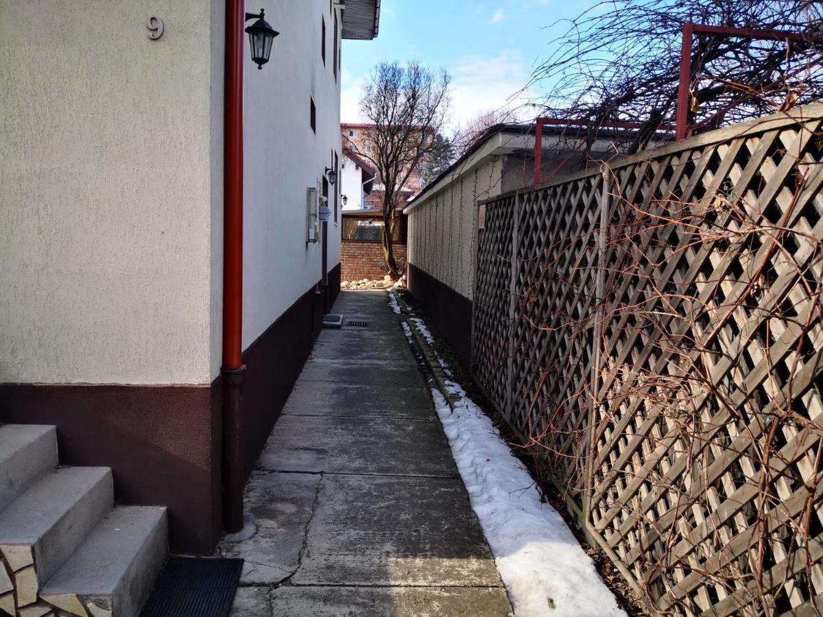 Apartament Aretta Брашов Екстер'єр фото